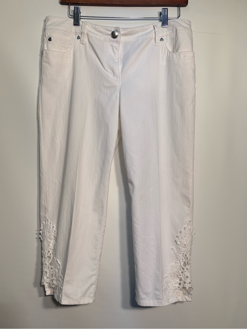 Zac & Rachel White Cropped Pants with Lace Side Hem